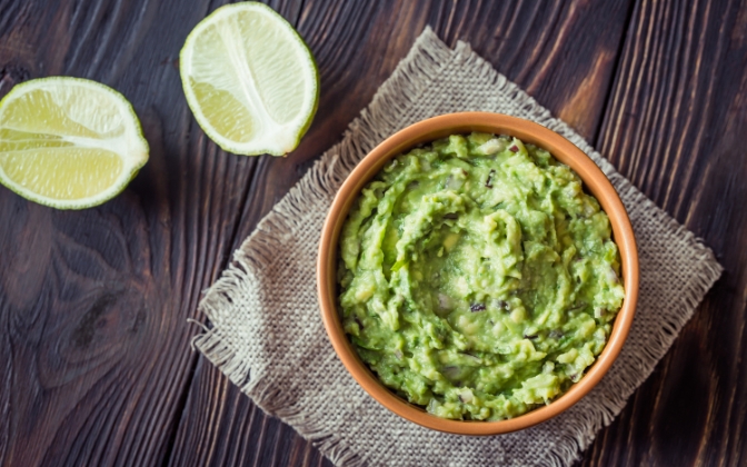guacamole cup snack