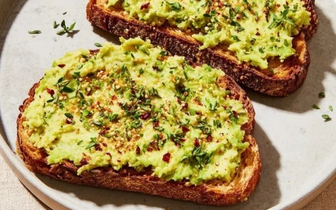 Quick "Everything Bagel" Avocado Toast