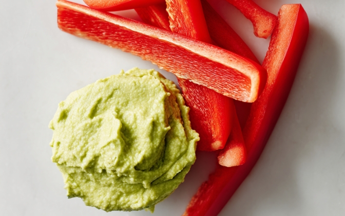 Bell Pepper Slices with Guacamole