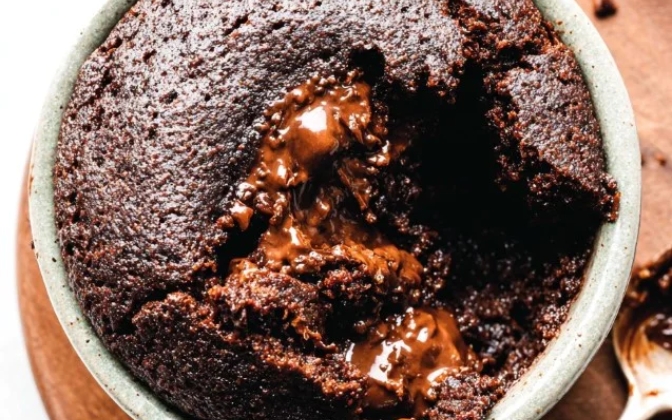 Rich Cocoa-Almond Mug Cake